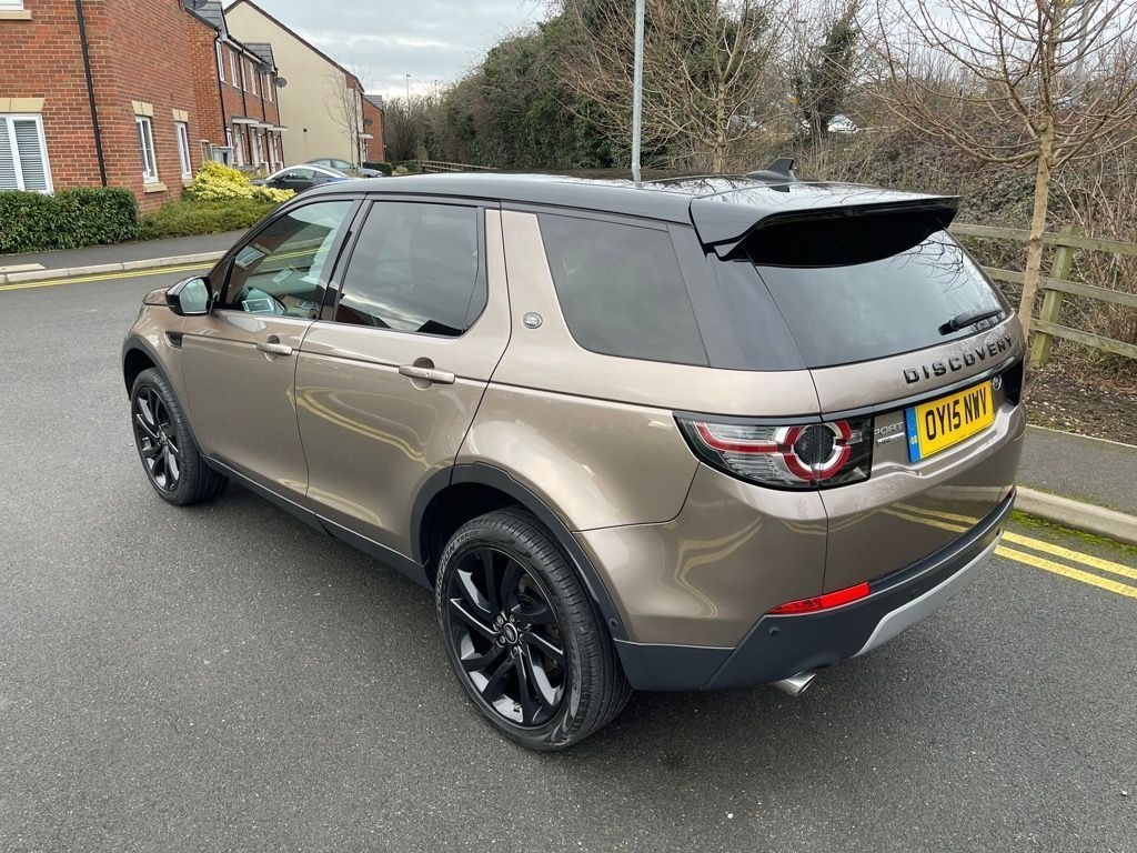 Used Land Rover Discovery Sport 2015 for sale - 77629736: Photo 16
