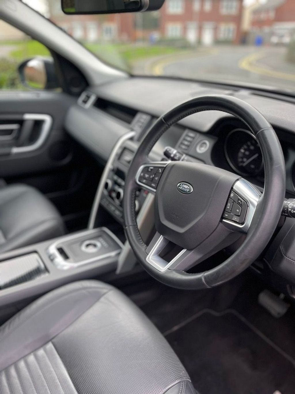 Used Land Rover Discovery Sport 2015 for sale - 77629736: Photo 5