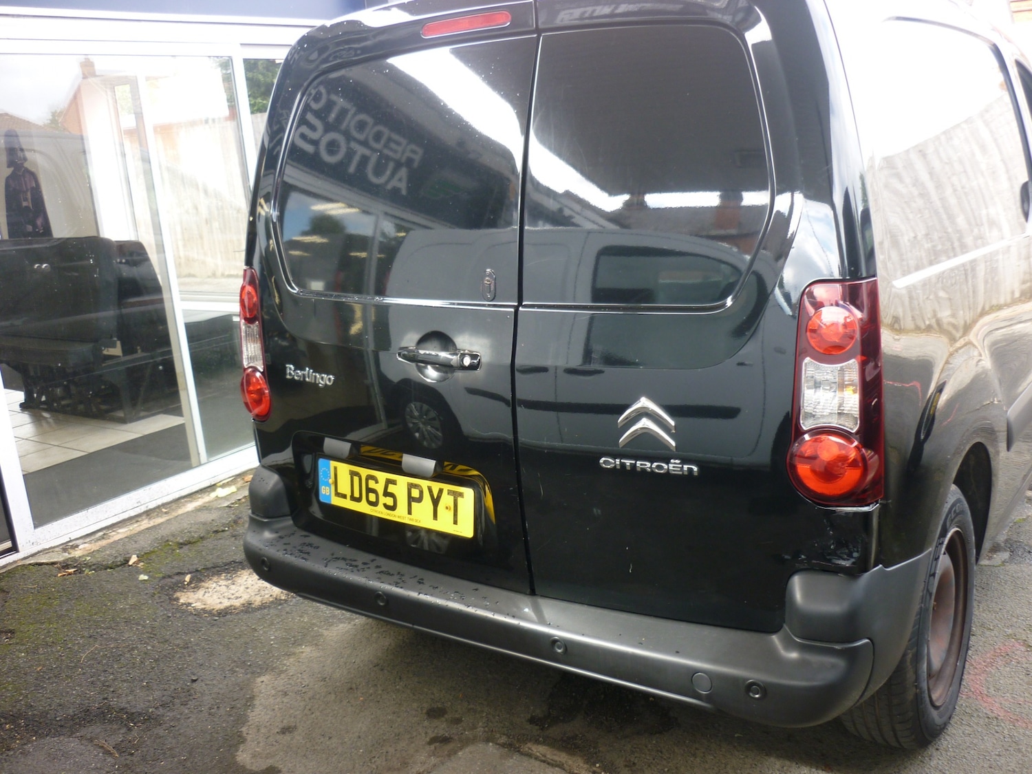 Vehicle 9
