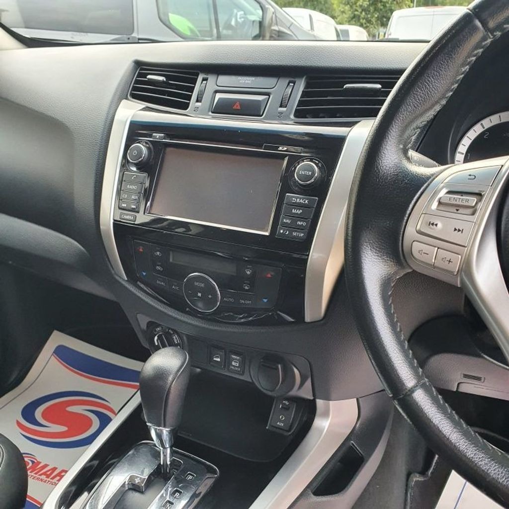 Used Nissan Navara 2017 for sale - 77630028: Photo 10