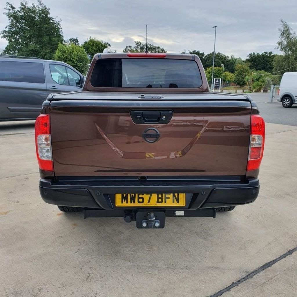 Used Nissan Navara 2017 for sale - 77630028: Photo 2