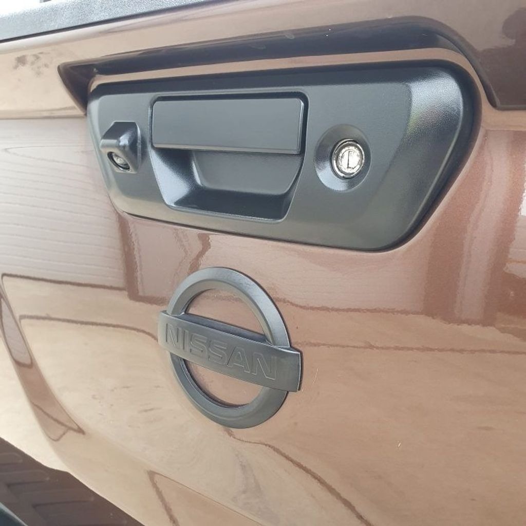 Used Nissan Navara 2017 for sale - 77630028: Photo 3