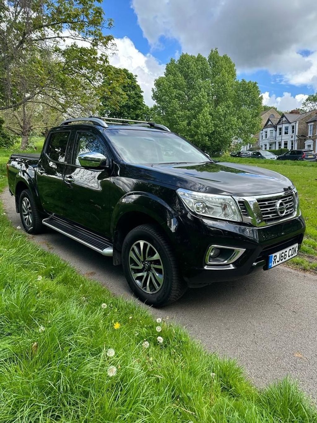 Used Nissan Navara 2016 for sale - 77629136: Photo 11