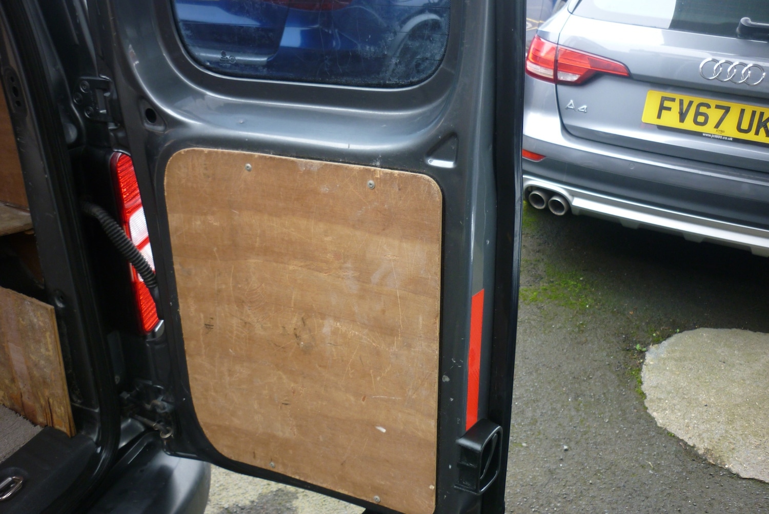 Used Volkswagen Caddy 2011 for sale - 77829475: Photo 13