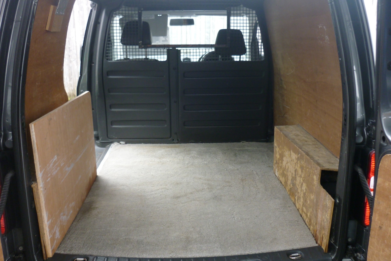 Used Volkswagen Caddy 2011 for sale - 77829475: Photo 4