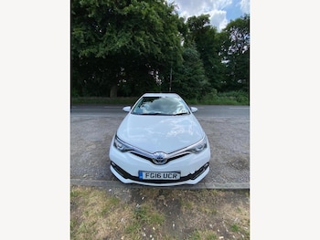 Toyota Auris feature image
