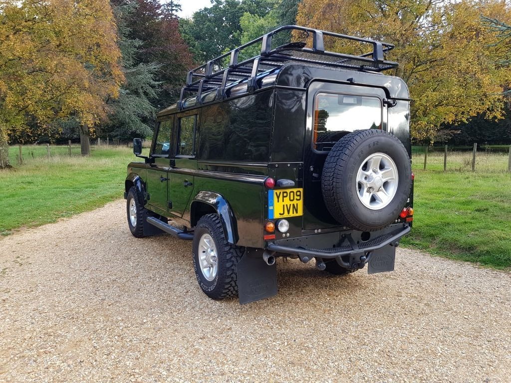 Used Land Rover Defender 2009 for sale - 77630105: Photo 2