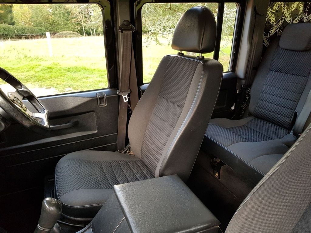 Used Land Rover Defender 2009 for sale - 77630105: Photo 9