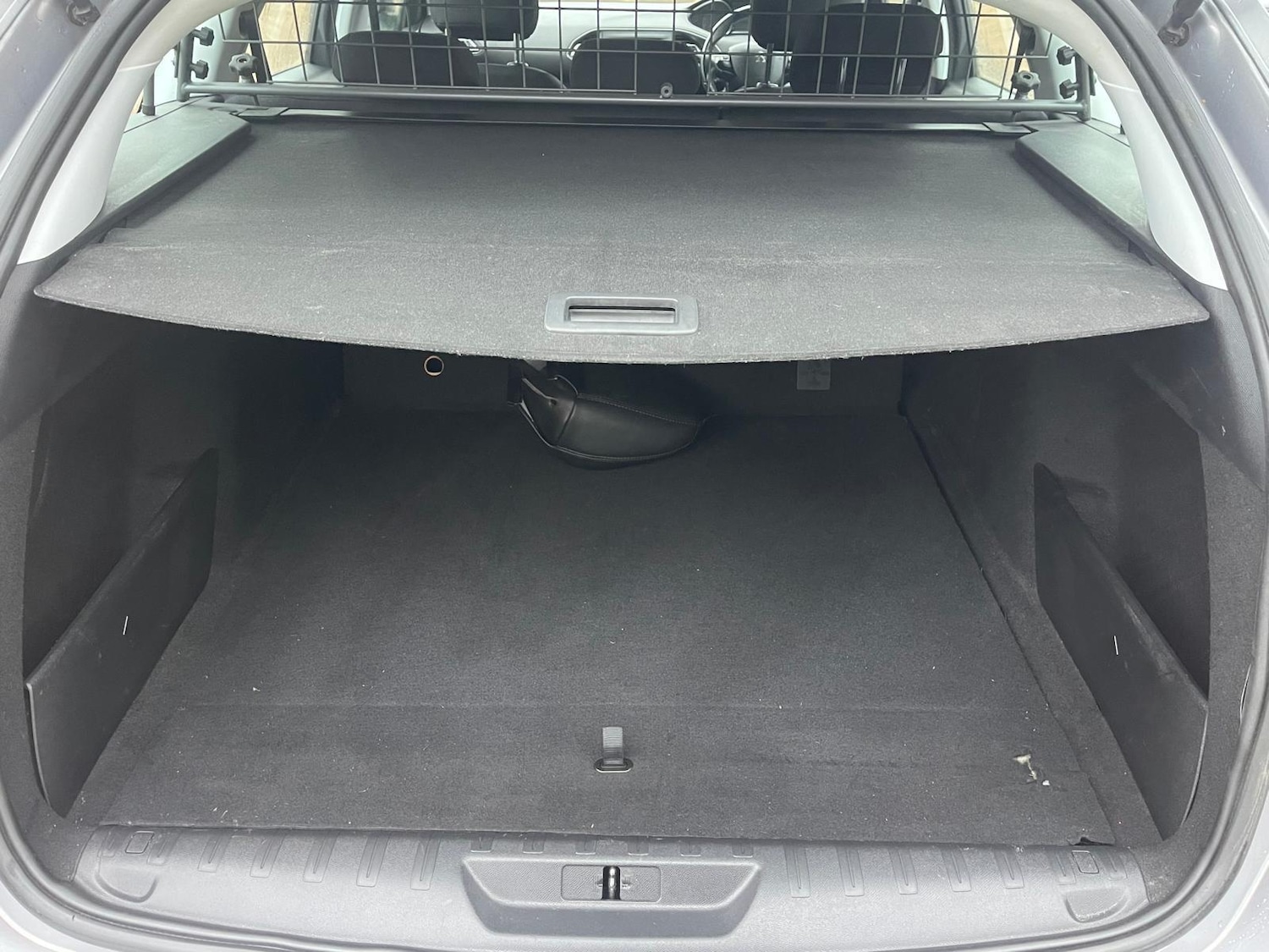 Used Peugeot 308 2019 for sale - 77045699: Photo 24