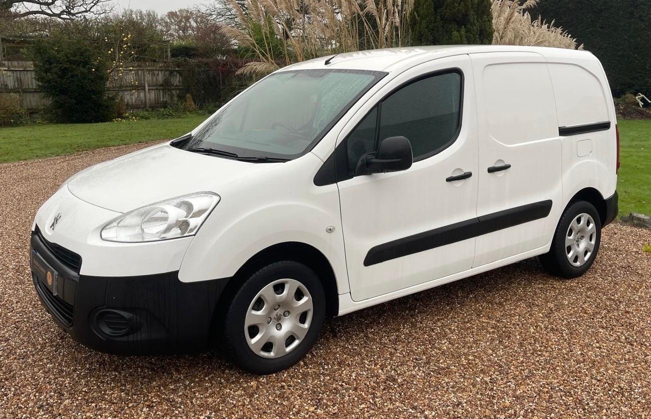 Used Peugeot Partner 2014 for sale - 77045407: Photo 4