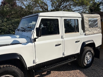 Used Land Rover Defender 2011 for sale - 79142947: Photo