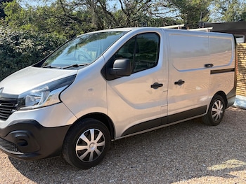 Used Renault Trafic 2018 for sale - 79228649: Photo