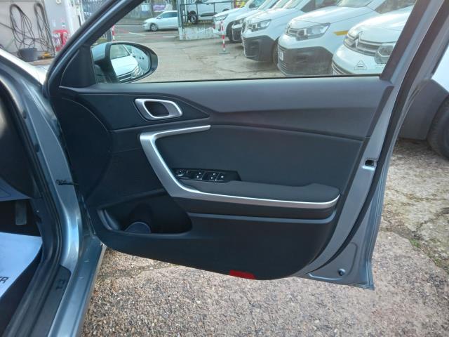 Used Kia Ceed 2023 for sale - 77283034: Photo 33