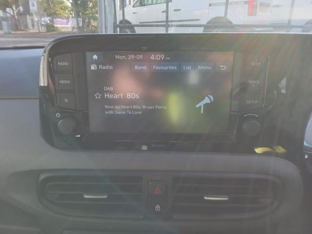 Used Hyundai i10 2024 for sale - 76531444: Photo 36