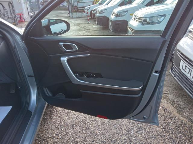 Used Kia Ceed for sale - 77187258: Photo 31