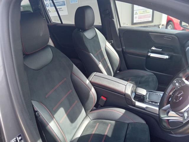 Used Mercedes-Benz GLB 2023 for sale - 76531435: Photo 30