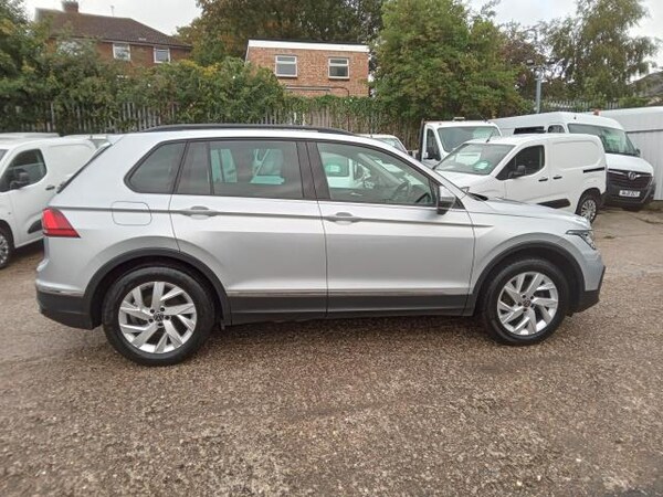 Used Volkswagen Tiguan 2022 for sale - 76131252: Photo 8