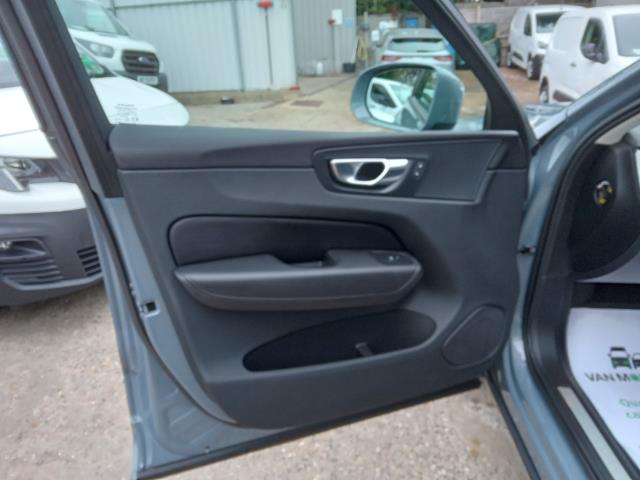 Used Volvo XC60 2023 for sale - 76415976: Photo 18