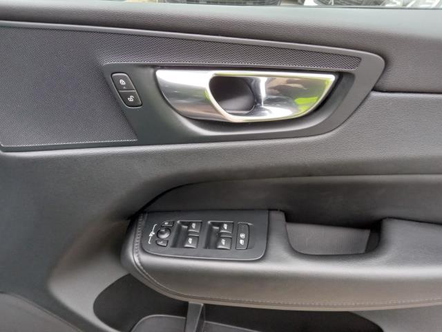 Used Volvo XC60 2023 for sale - 76415976: Photo 31