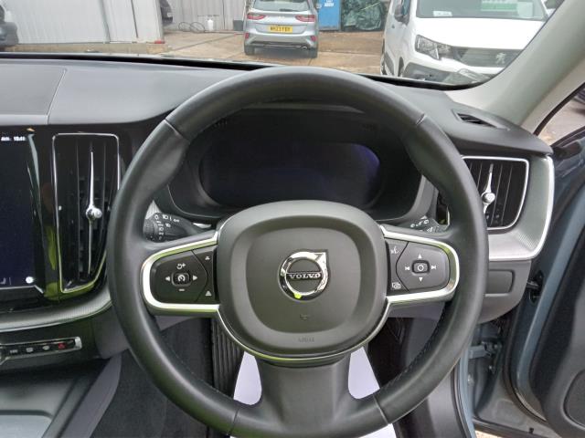 Used Volvo XC60 2023 for sale - 76415976: Photo 33