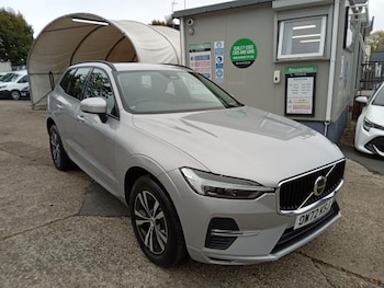Used Volvo XC60 2023 for sale - 76531433: Photo