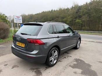 Used Volkswagen Tiguan 2019 for sale - 78267010: Photo