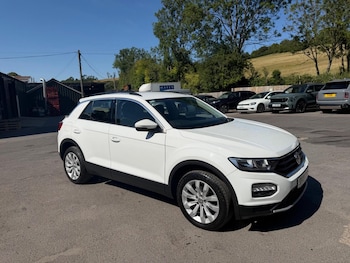 Used Volkswagen T-Roc 2019 for sale - 79033158: Photo