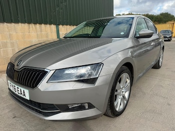 Used Skoda Superb 2016 for sale - 79520422: Photo