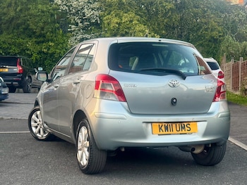 Used Toyota Yaris 2011 for sale - 78384684: Photo