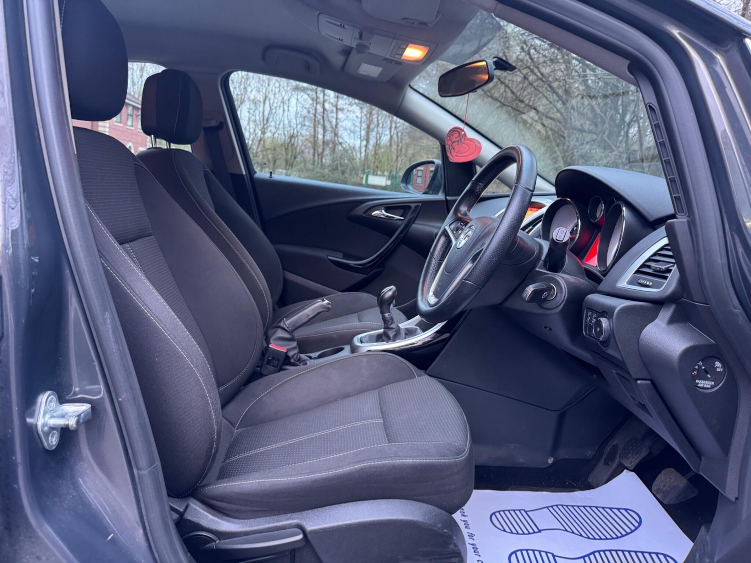 Used Vauxhall Astra 2015 for sale - 78100940: Photo 10