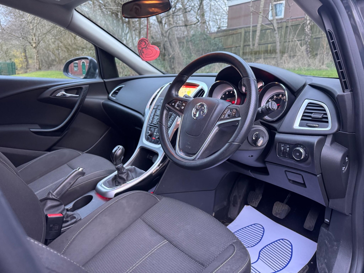 Used Vauxhall Astra 2015 for sale - 78100940: Photo 11