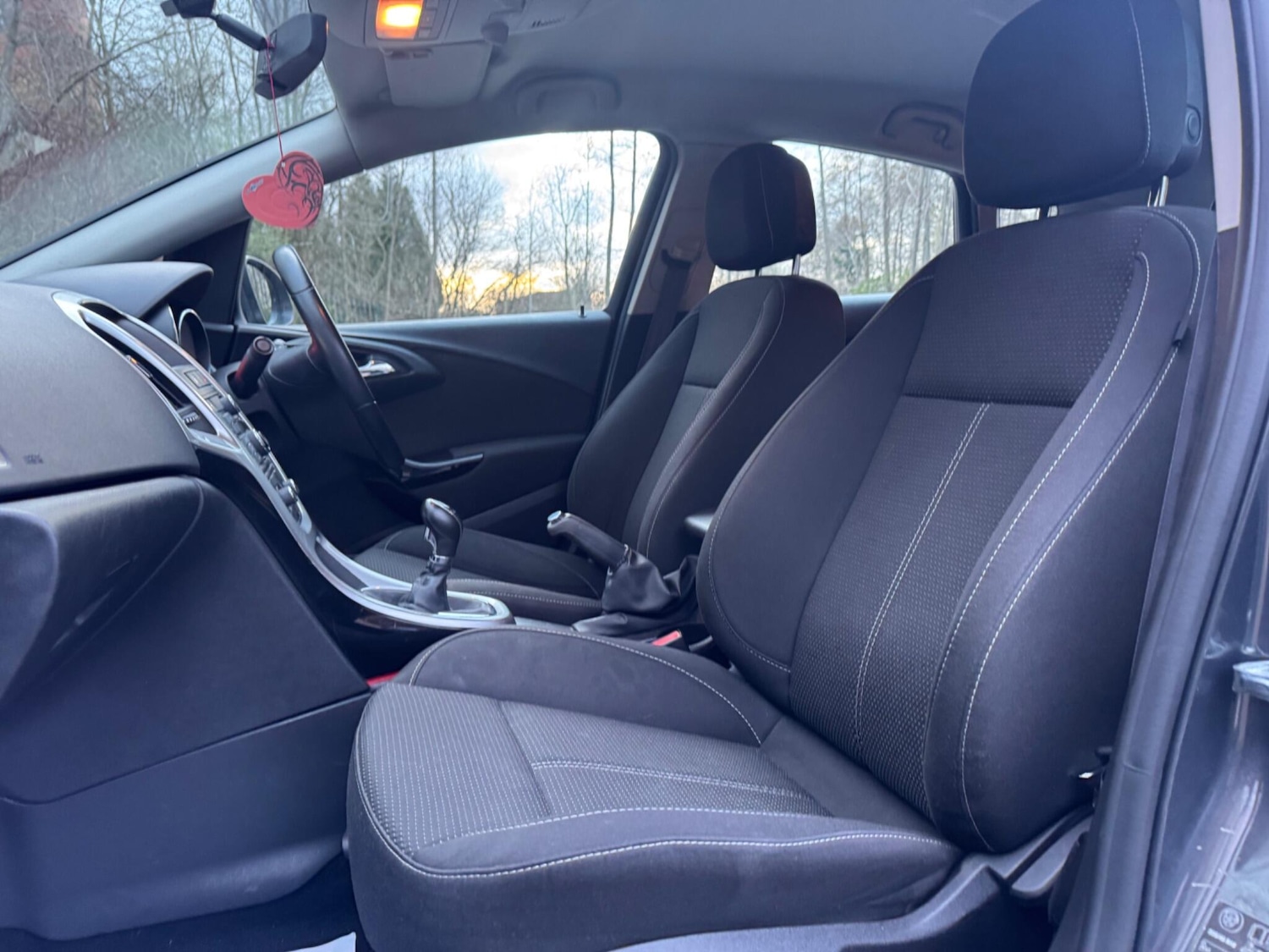 Used Vauxhall Astra 2015 for sale - 78100940: Photo 15