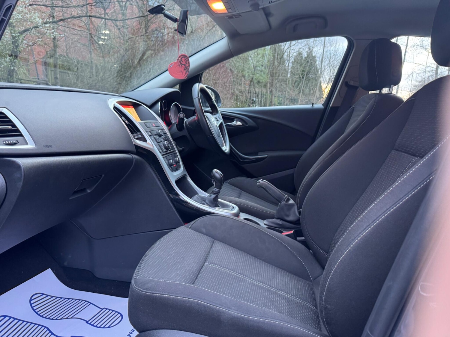 Used Vauxhall Astra 2015 for sale - 78100940: Photo 16