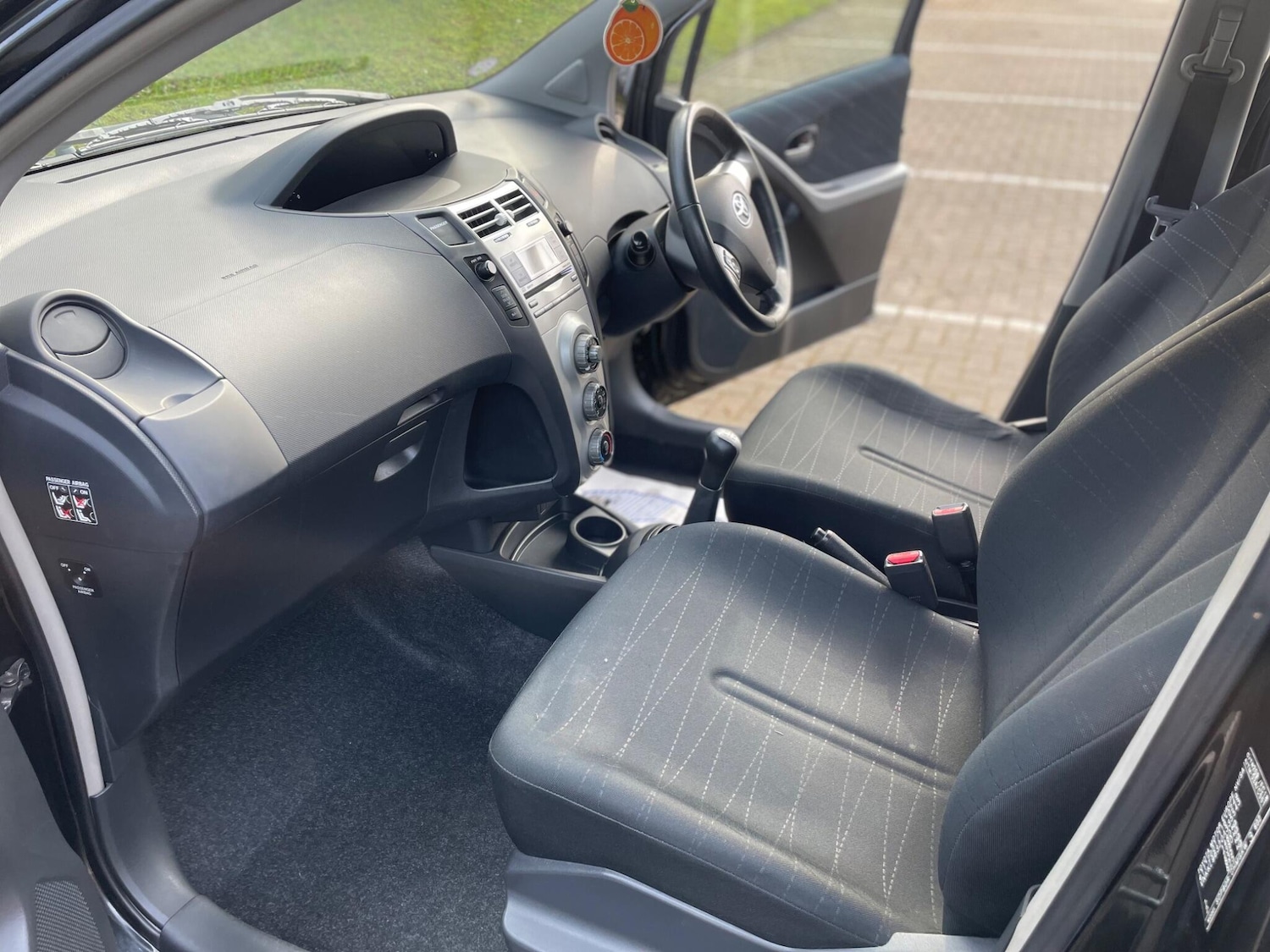 Used Toyota Yaris for sale - 78214262: Photo 10