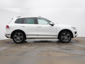 Used Volkswagen Touareg 2016 for sale - 74969815: Photo