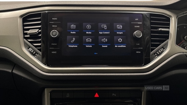 Used Volkswagen T-Roc 2020 for sale - 77121124: Photo 8