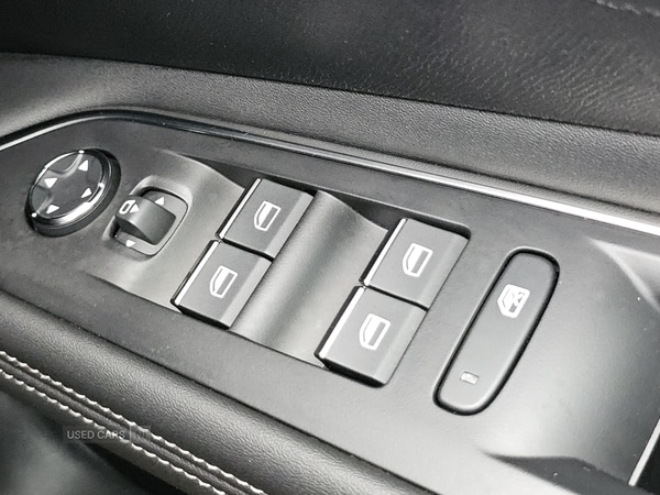 Used Peugeot 3008 2023 for sale - 76523136: Photo 42