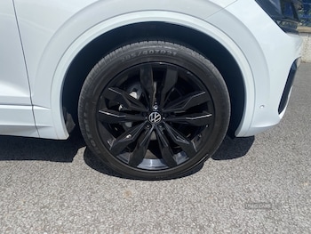 Used Volkswagen Touareg 2023 for sale - 79026692: Photo