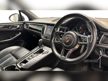 Used Porsche Macan 2018 for sale - 78141640: Photo