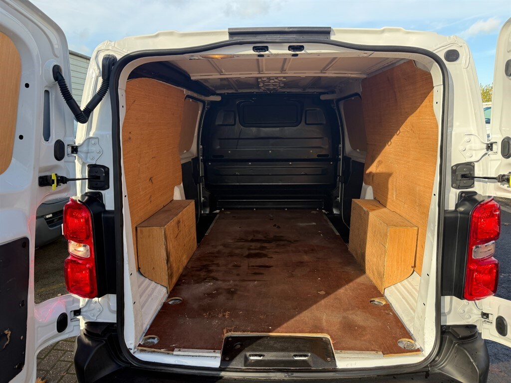 Used Vauxhall Vivaro 2022 for sale - 76603059: Photo 13