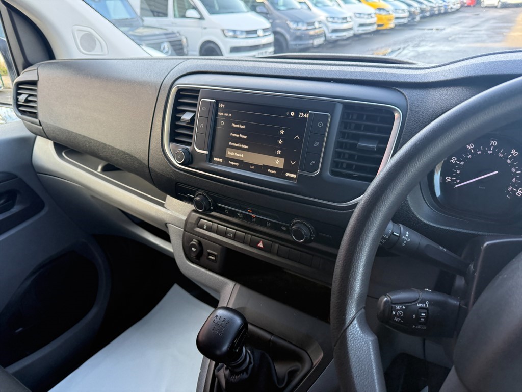 Used Vauxhall Vivaro 2022 for sale - 76603059: Photo 9