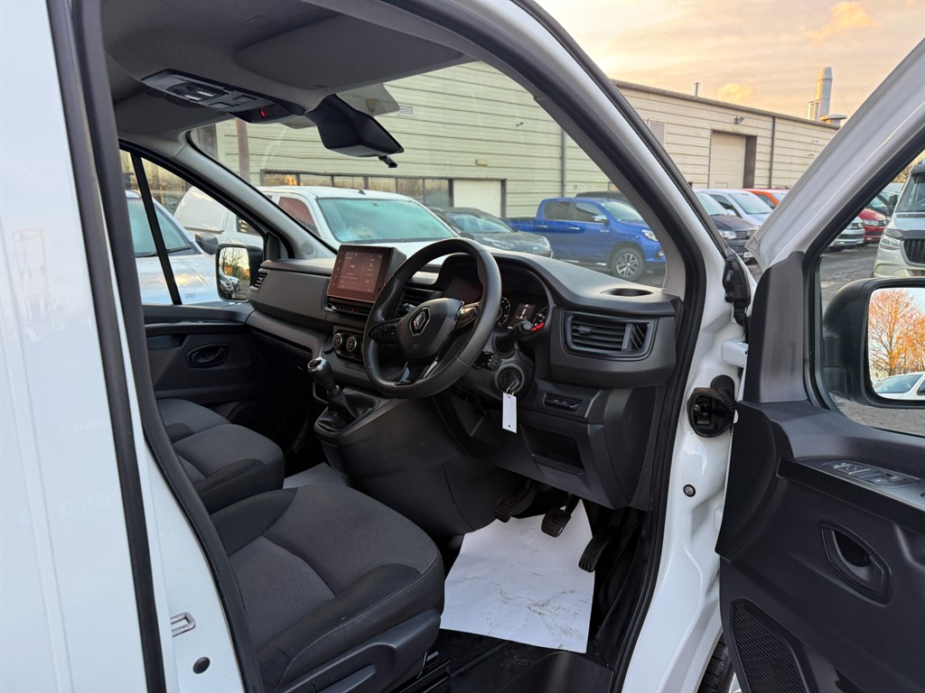 Used Renault Trafic 2023 for sale - 76664635: Photo 19