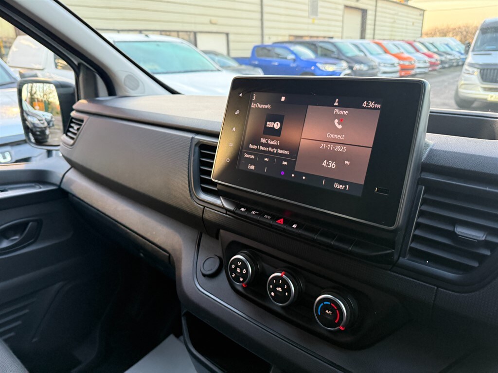 Used Renault Trafic 2023 for sale - 76664635: Photo 9