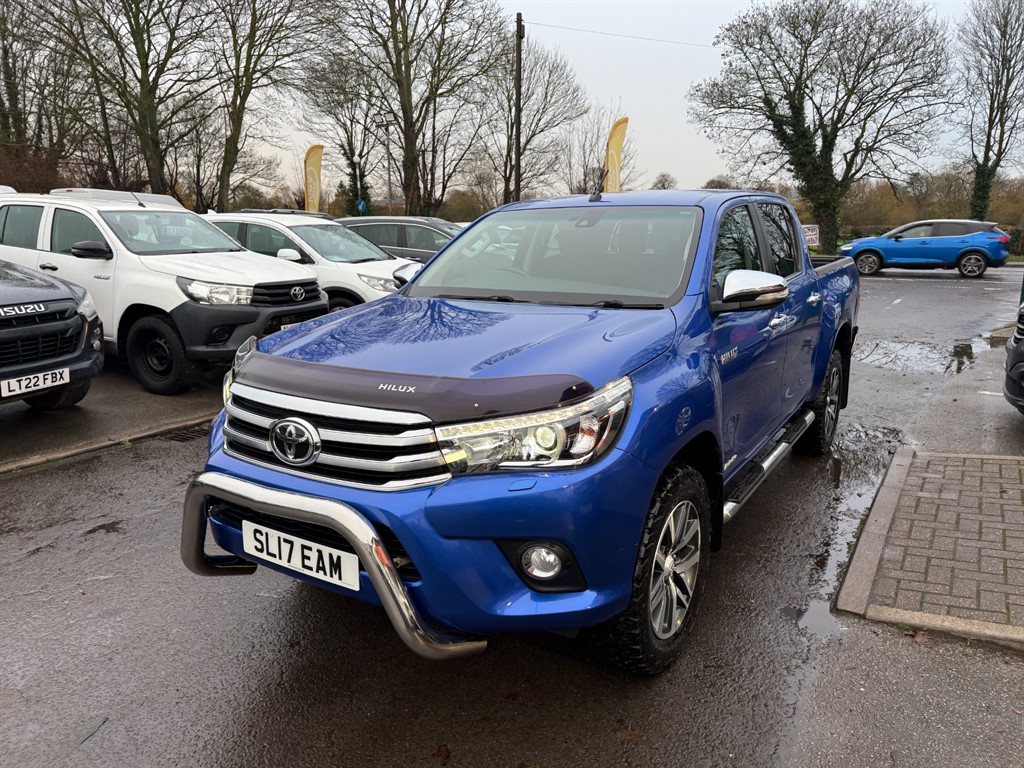 Used Toyota Hilux 2017 for sale - 76928320: Photo 12