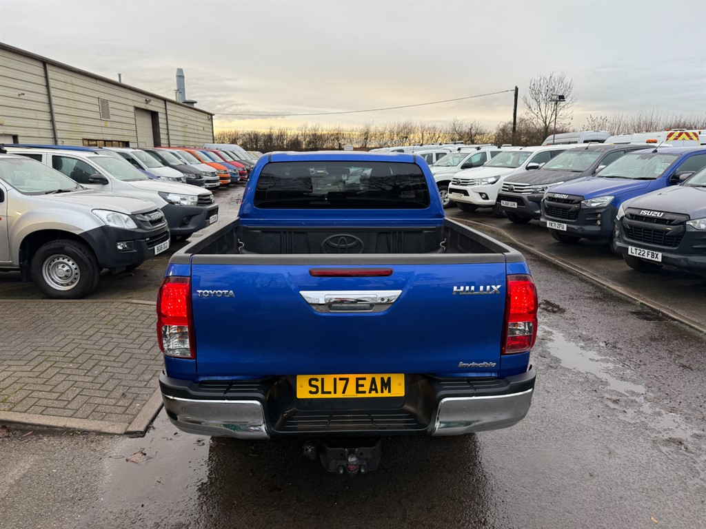 Used Toyota Hilux 2017 for sale - 76928320: Photo 5