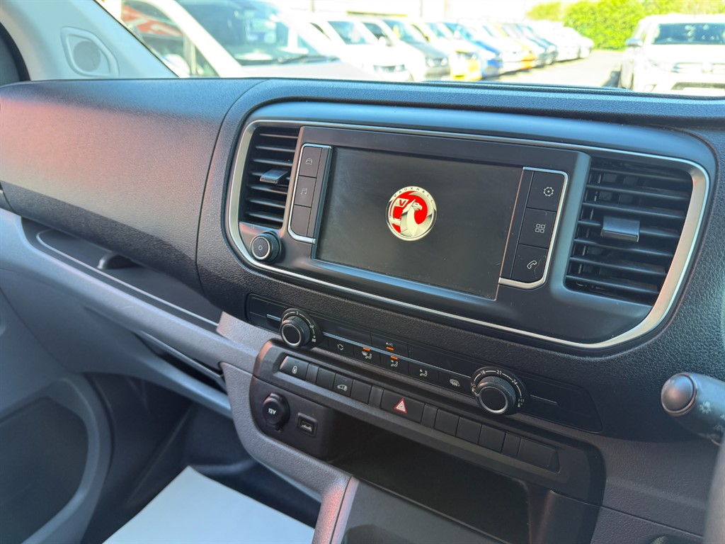 Used Vauxhall Vivaro 2020 for sale - 78152820: Photo 16