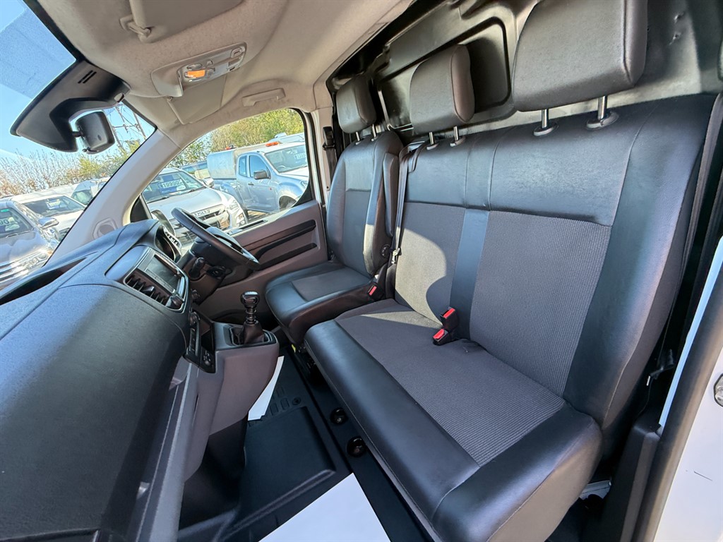 Used Vauxhall Vivaro 2020 for sale - 78152820: Photo 8