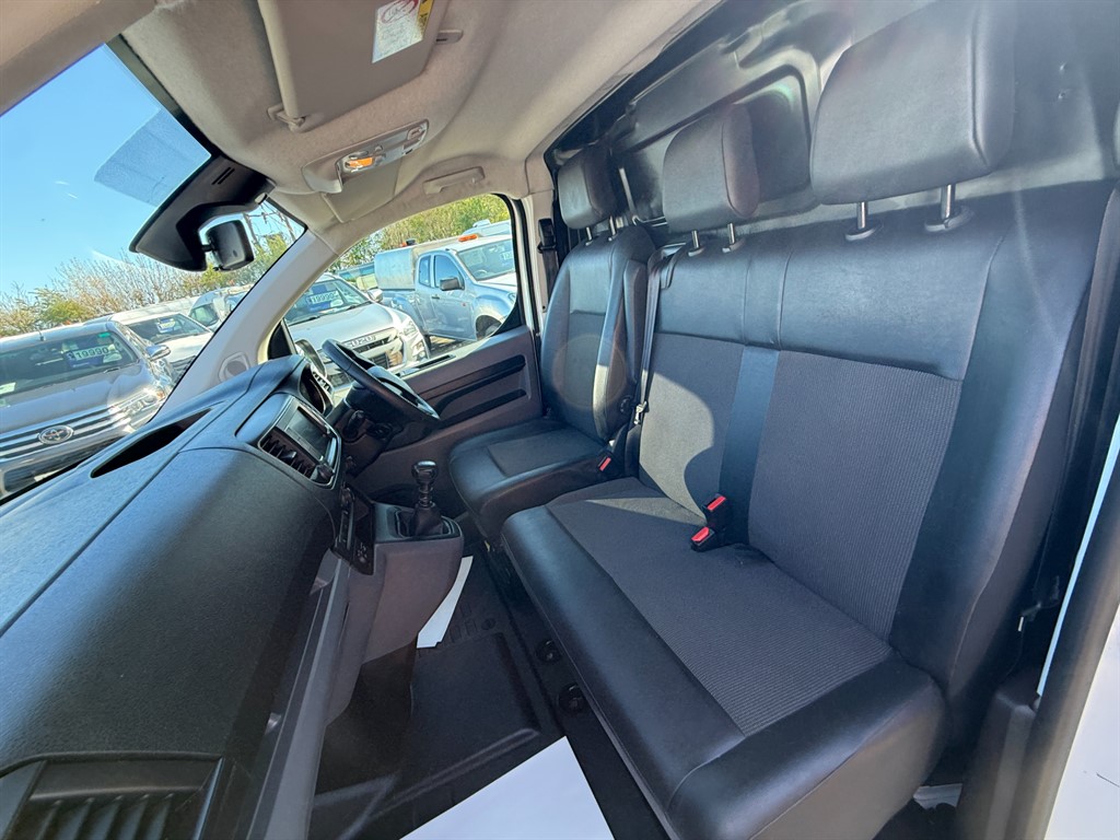 Used Vauxhall Vivaro 2020 for sale - 78152820: Photo 9