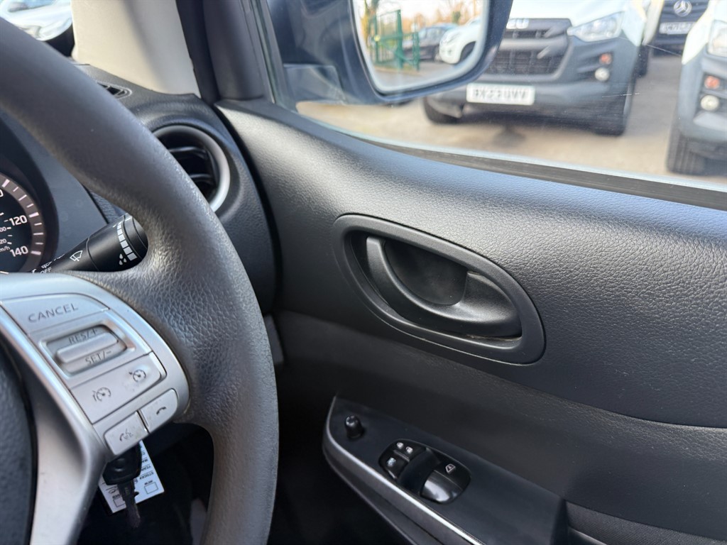 Used Nissan Navara 2020 for sale - 77778843: Photo 16