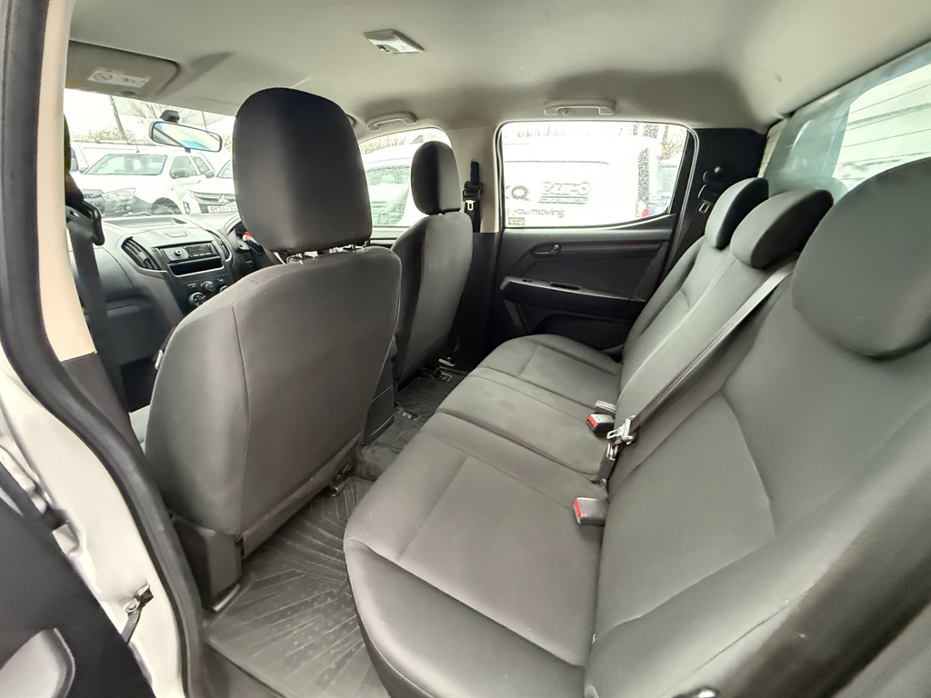 Used Isuzu D-Max 2018 for sale - 76818092: Photo 10